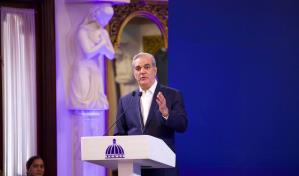 Abinader anuncia que el pasaporte electrónico podría estar listo en octubre