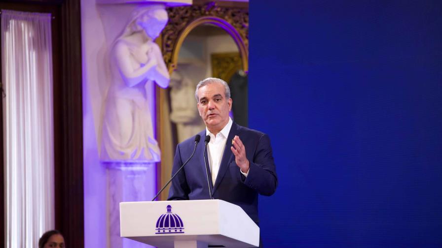Abinader anuncia que el pasaporte electrónico podría estar listo en octubre Abinader anuncia que el pasaporte electrónico podría estar listo en octubre