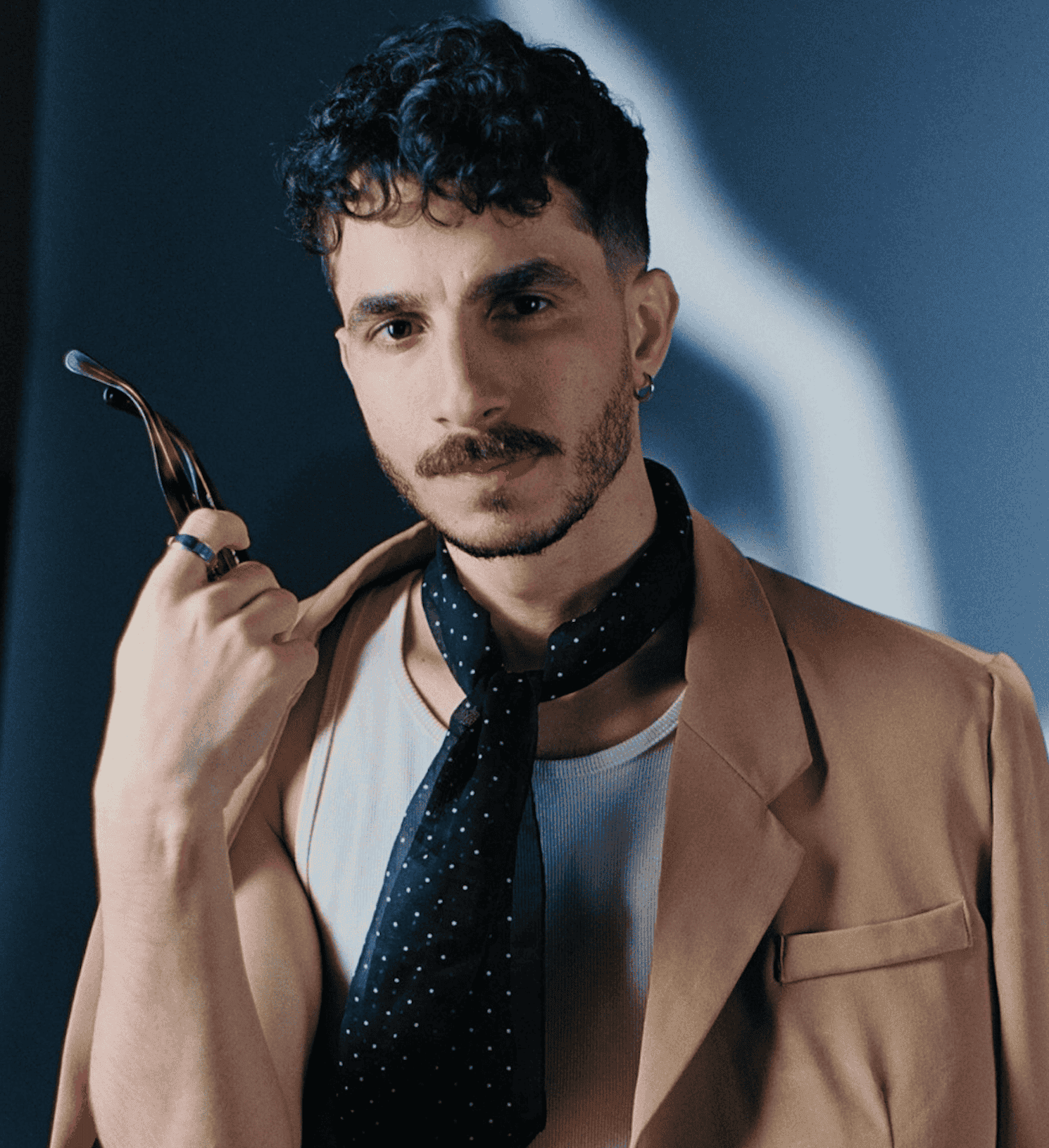 Seye: "El tema Casualidad es testimonio de cómo la vida puede unir caminos de forma inesperada"