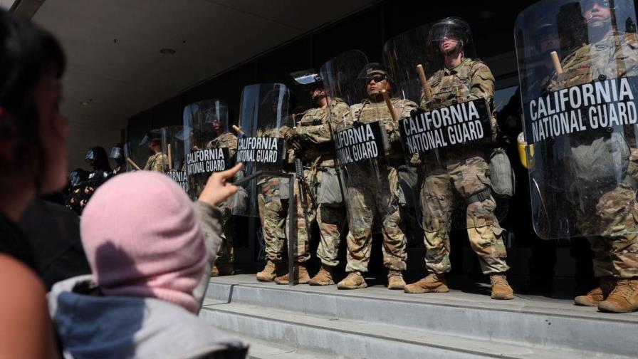 Un juez federal dicta que el despliegue de las tropas en Los Ángeles violó la ley federal Un juez federal dicta que el despliegue de las tropas en Los Ángeles violó la ley federal