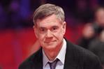 Gus Van Sant mezcla comedia con crítica social en Dead Mans Wire, estrenada en Venecia