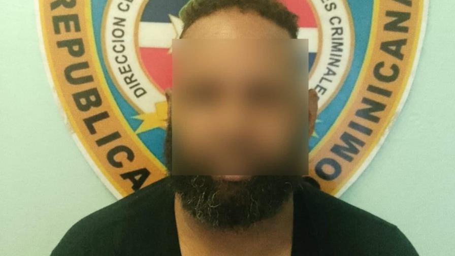 Capturan en Bonao a hombre acusado de homicidio en La Vega; recuperan arma utilizada en el crimen Capturan en Bonao a hombre acusado de homicidio en La Vega; recuperan arma utilizada en el crimen