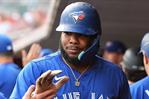 Vladimir Guerrero Jr. anota tres carreras y los Azulejos se imponen 12 a 9 a los Rojos