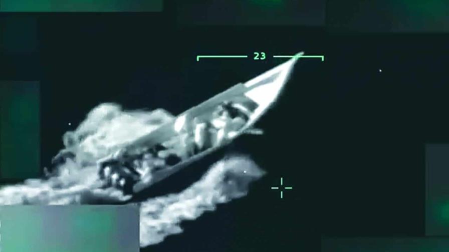 Barco que EE. UU. explotó en el mar cambió de rumbo antes del ataque, según funcionarios