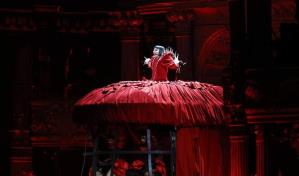 Lady Gaga estrena "The Dead Dance" en la Isla de las Muñecas de Xochimilco