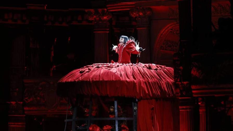 Lady Gaga estrena "The Dead Dance" en la Isla de las Muñecas de Xochimilco