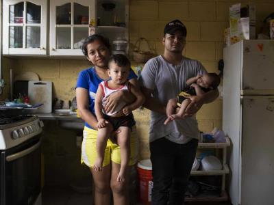 Familias latinas en EE. UU. con dificultad para alimentar a sus hijos