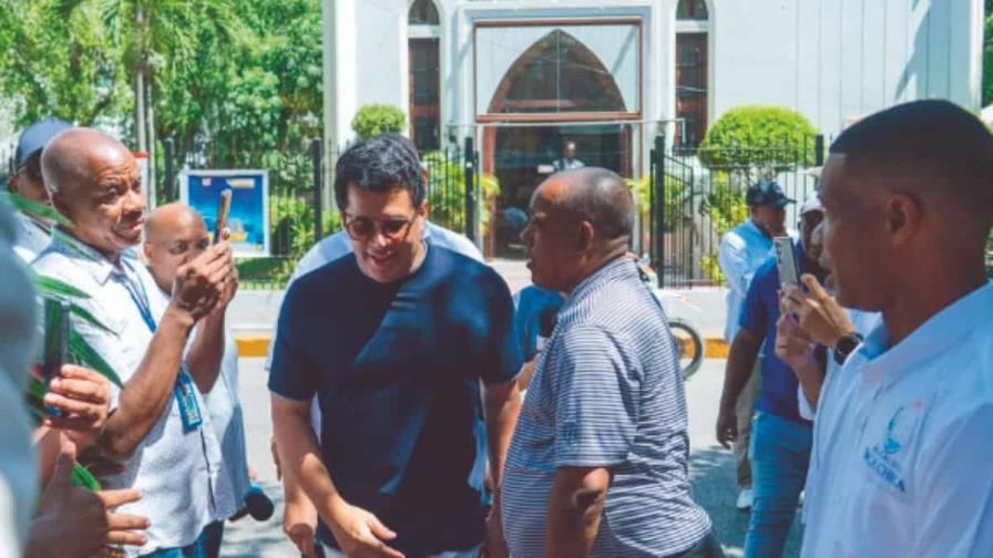 David Collado entrega e inicia nuevas obras en Boca Chica