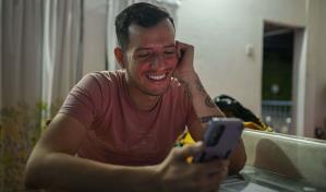 La promesa de amor de migrante venezolano truncada en la cárcel de Bukele