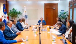 Ministro de Hacienda y Economía se reúne con gremios y sectores productivos