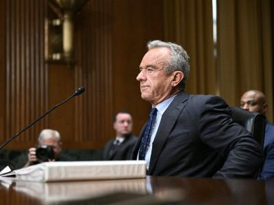 Robert F. Kennedy Jr. defiende el despido de directora de los CDC