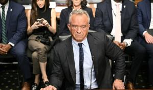 Demócratas llaman charlatán e ignorante al secretario de Salud de EE. UU. y piden su renuncia