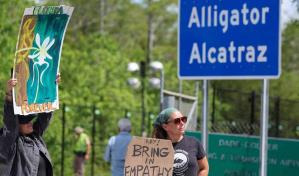 Ambientalistas avisan que persiste su batalla contra Alligator Alcatraz pese a nueva orden