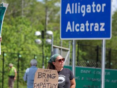 Ambientalistas avisan continuarán batalla contra Alligator Alcatraz