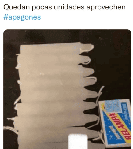 Meme de velas y fósforos.