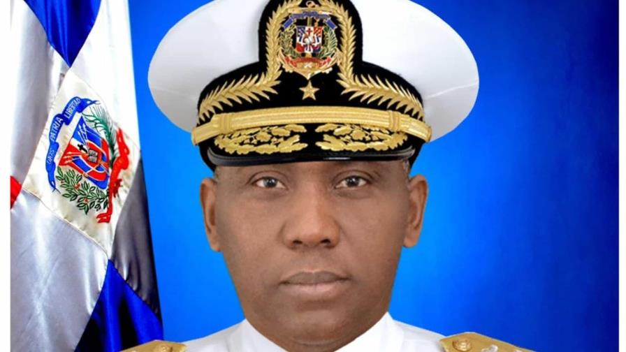 ¿Quién es Juan Bienvenido Crisóstomo Martínez, el nuevo comandante general de la Armada Dominicana?