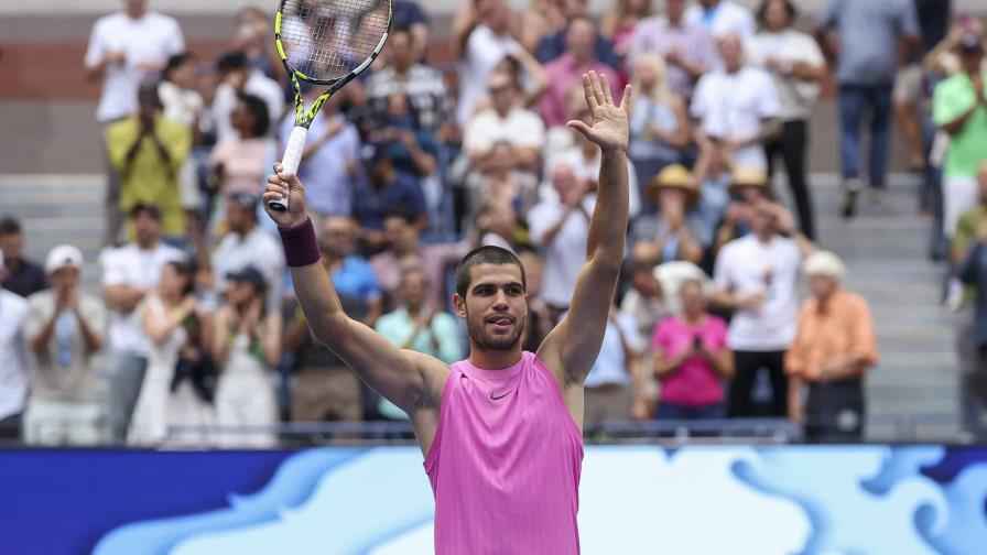 Carlos Alcaraz vence a Novak Djokovic y avanza a su segunda final del US Open Carlos Alcaraz vence a Novak Djokovic y avanza a su segunda final del US Open