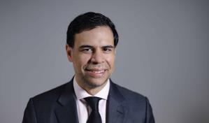 Roberto Ángel Salcedo: "El amor por el libro y la lectura se crea en la edad temprana"