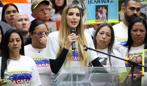 Gobierno interino de Venezuela cesa a esposa del presunto testaferro de Maduro