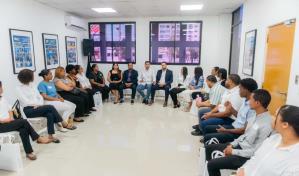 Ministro de la Juventud recibe a los primeros 20 pasantes del programa Mi Primera Oportunidad