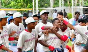 República Dominicana logra victoria sobre Aruba y empata en primer lugar con 2-0