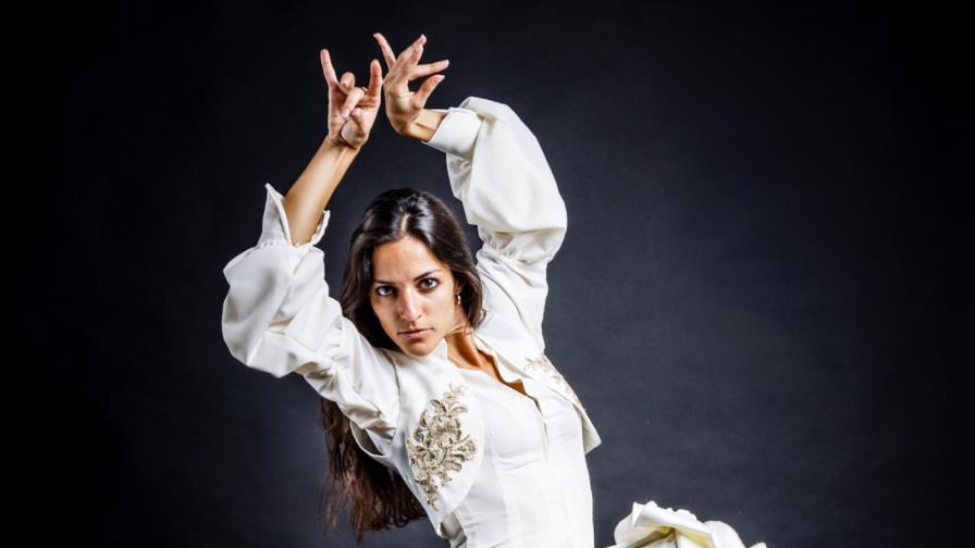 Patricia Donn bailará con trajes de Oscar de la Renta en la Gala Estrellas de la Danza Mundial