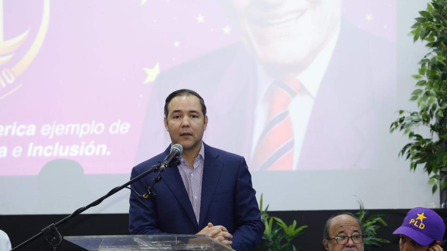 Johnny Pujols al PRM: "El pueblo los está aguantando, pero el pueblo no es tonto" Johnny Pujols al PRM: "El pueblo los está aguantando, pero el pueblo no es tonto"