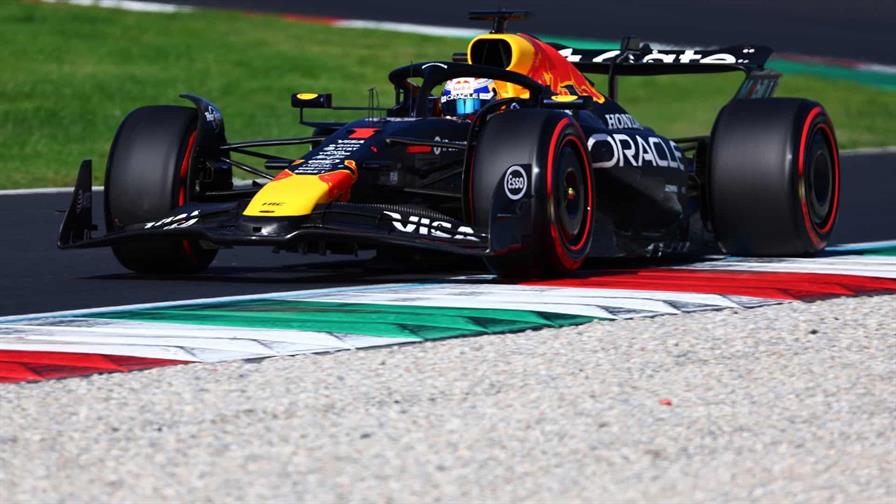 Max Verstappen reina en el caos y logra la pole en Aserbaiyán