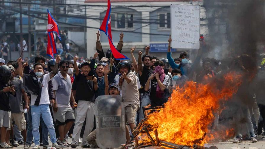 Al menos 19 muertos en Nepal en protesta contra el bloqueo de las redes sociales