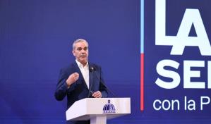 Abinader asegura estabilidad del dólar y promete acciones del Banco Central