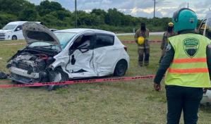 Muere canadiense y menor resulta herido en accidente de tránsito en Boulevard Turístico del Este