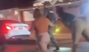 Apresan a For Ever Yoy, la mujer que lanzó piedra a sargento de la Policía