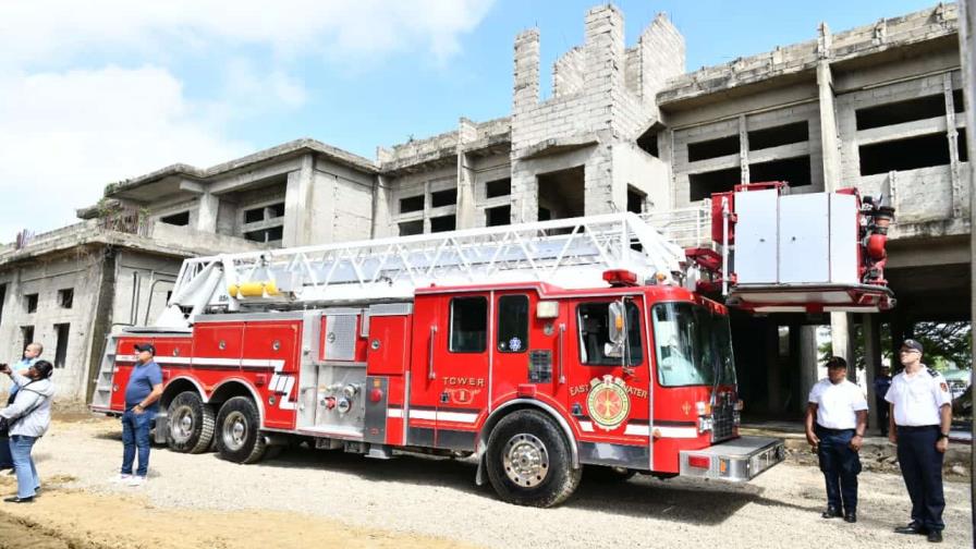 La Alcaldía de Santiago retoma construcción de la estación de bomberos tras 15 años de abandono La Alcaldía de Santiago retoma construcción de la estación de bomberos tras 15 años de abandono