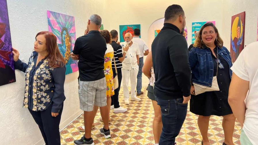 Artistas pl&aacute;sticos dominicanos inauguran exposici&oacute;n Sue&ntilde;os y Recuerdos: Fragmentos del Alma en PR