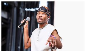 Encuentran cadáver en vehículo incautado al cantante urbano D4vd