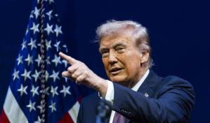 Trump amenaza con enviar tropas a Chicago y Boston; expertos advierten sobre abuso de poder