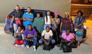 Ej&eacute;rcito intercepta dos veh&iacute;culos y desmantela operaci&oacute;n de transporte ilegal de haitianos en Mao