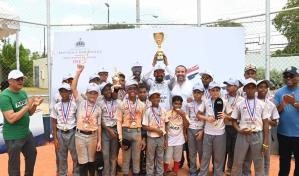 Moca se corona campeón del II Torneo Nacional de Béisbol Escolar 2025