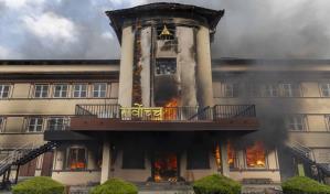 Muere quemada la esposa de un ex primer ministro de Nepal durante un ataque a su vivienda