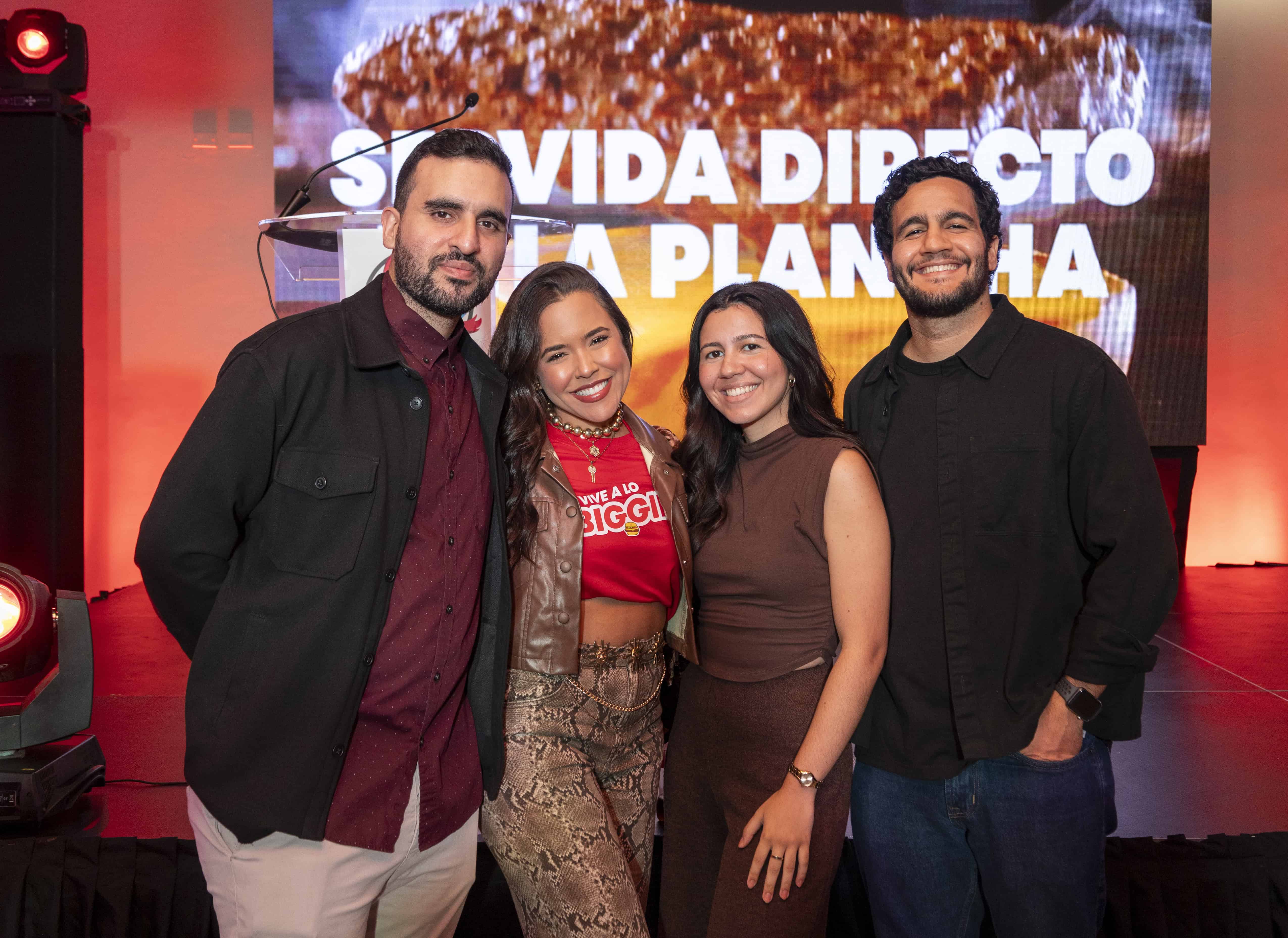 Alfonso Pereira, Laura Robles, Lía Calero y Freddy Calero.