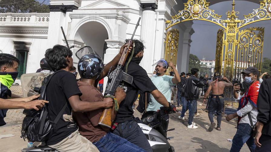 Las violentas protestas en Nepal dejan 51 muertos y 12,500 prisioneros prófugos