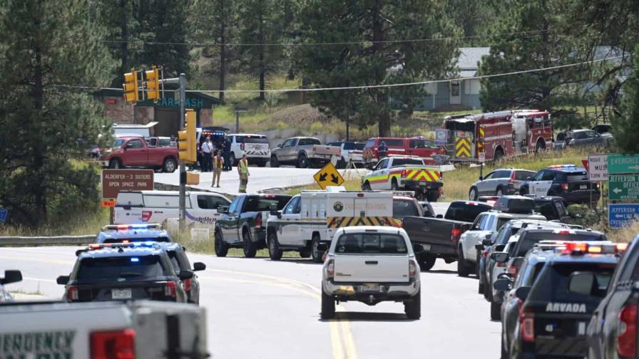 Tres adolescentes heridos, incluyendo el atacante, tras tiroteo en escuela en Denver Tres adolescentes heridos, incluyendo el atacante, tras tiroteo en escuela en Denver
