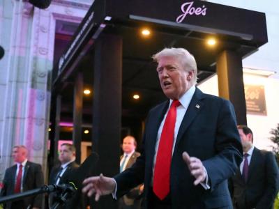 Firma falsa en carta de Epstein: Donald Trump se defiende