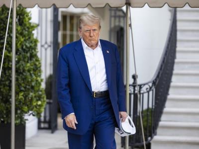 Manifestantes propalestinos abuchean a Trump en Washington