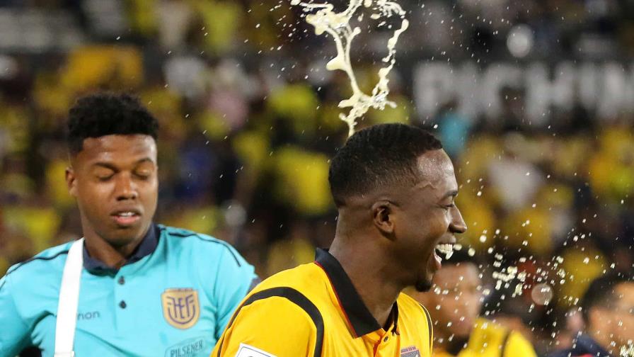 Ecuador vence a Argentina y se asegura el segundo puesto de las eliminatorias Ecuador vence a Argentina y se asegura el segundo puesto de las eliminatorias