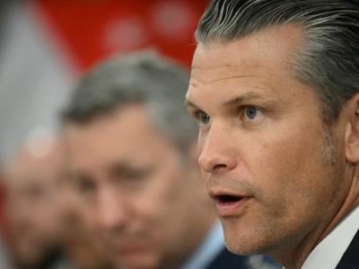 Pete Hegseth lanza advertencia a Maduro desde el Caribe