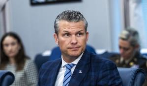 Maduro tiene muchas decisiones que tomar, advierte Hegseth, secretario de Guerra de EE. UU.