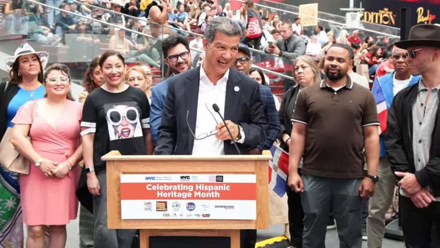 El dominicano Ydanis Rodr&iacute;guez deja el Departamento de Transporte de NY y da paso a Mike Flynn