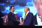 Trump ordena ondear a media asta las banderas del país por el asesinato de Charlie Kirk