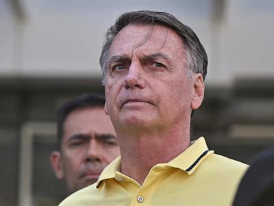 Suspenden aplicación de ley que reducía pena de Jair Bolsonaro